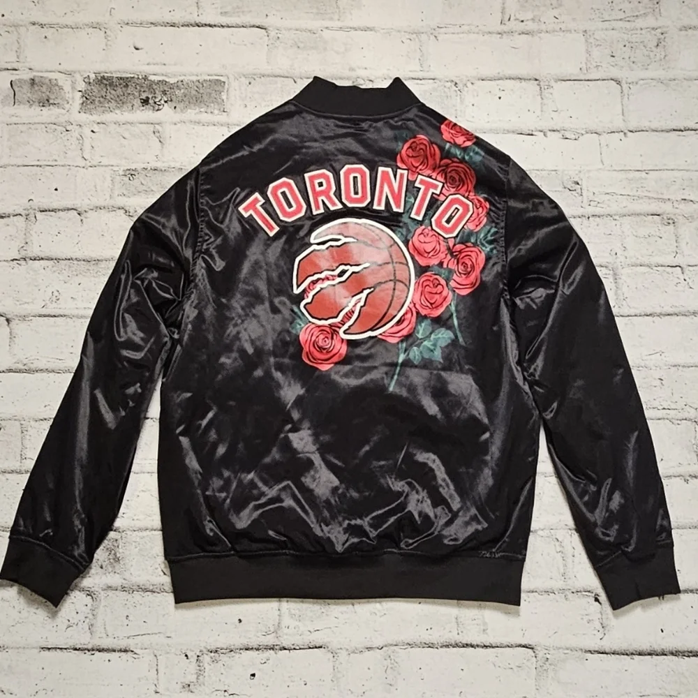 Toronto Raptors Pro Standard Satin Jacket Size XL NWT - Picture 6 of 11